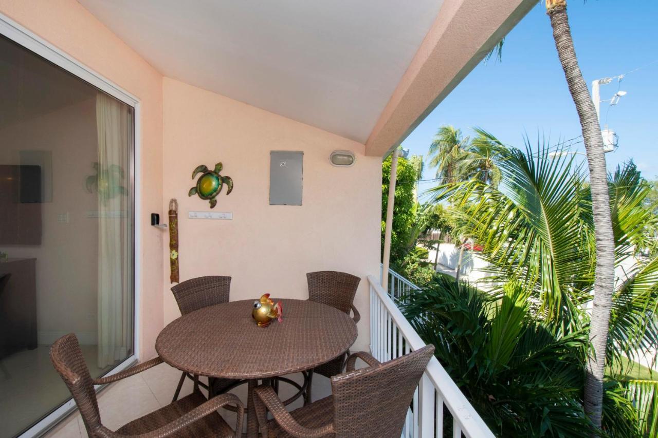 Beach Living At Island Pine Villas Blaw George Town Eksteriør bilde