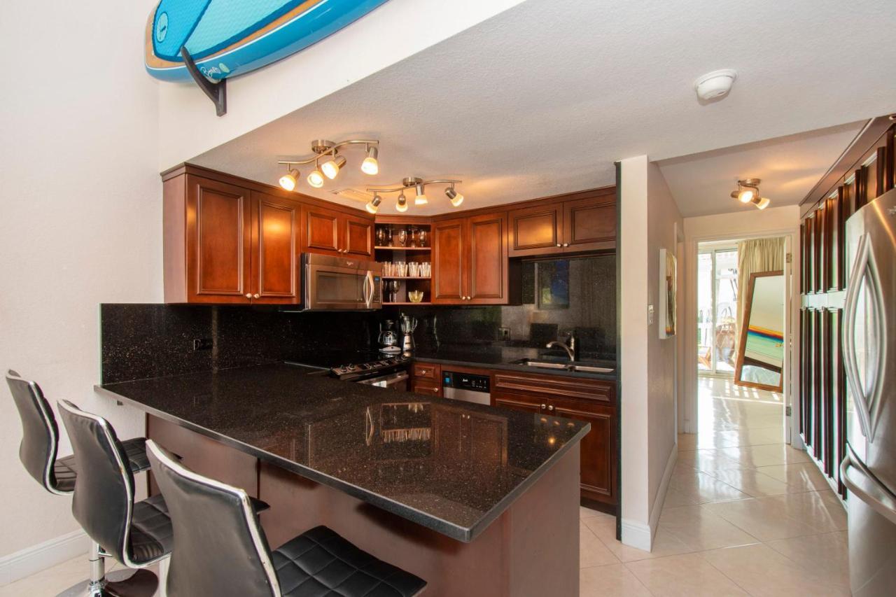 Beach Living At Island Pine Villas Blaw George Town Eksteriør bilde